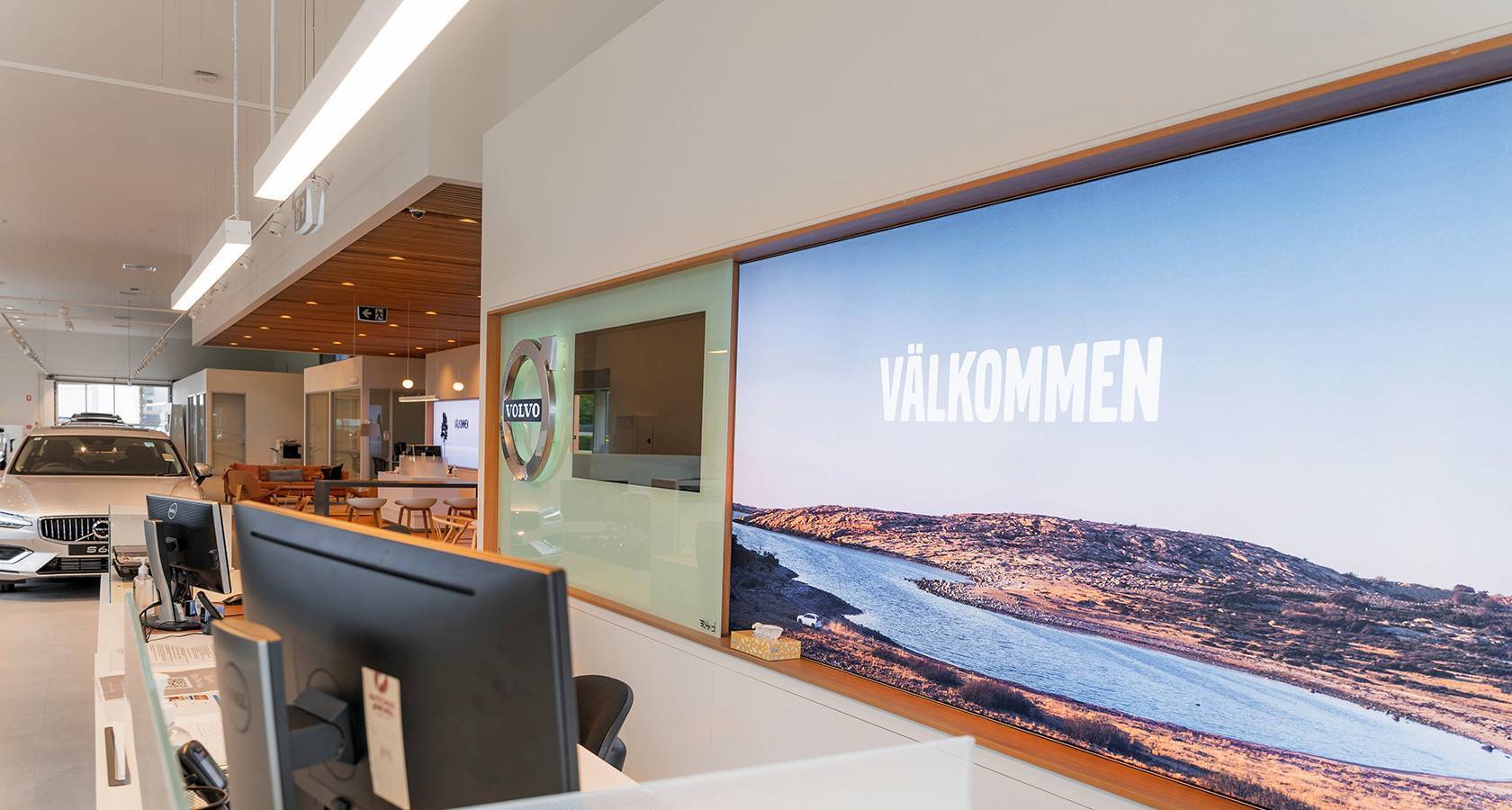 Volvo 5 large banner